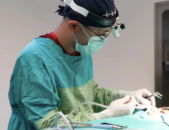 Close up of surgeon